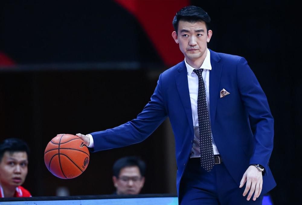 好玩的是迈克尔;鲁克曾在动画片中为这个角色配过音